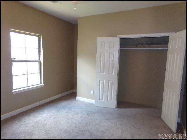 Building Photo - 1606 Nichols Rd