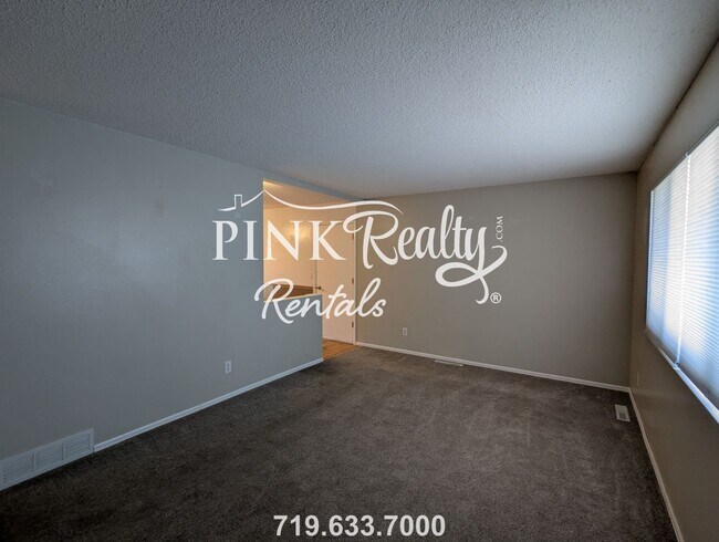 Building Photo - 4546 Del Verde Dr