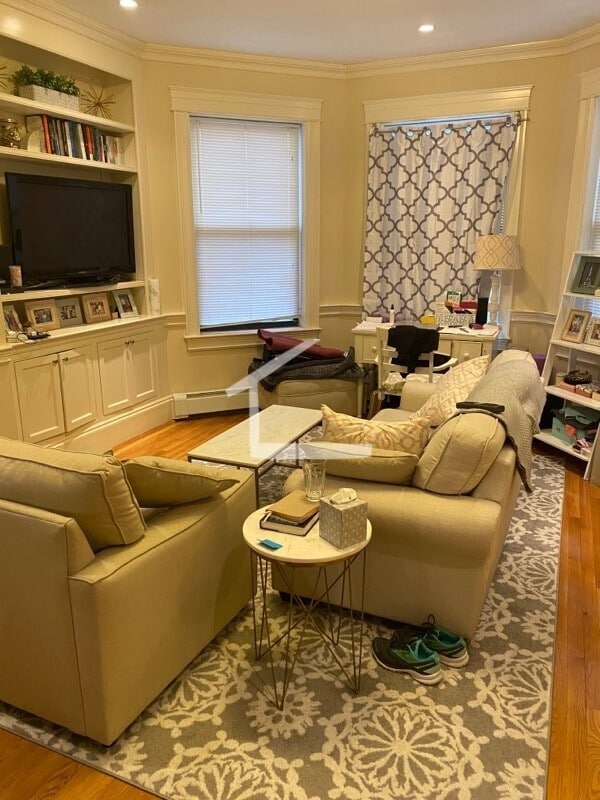 Building Photo - 871 Beacon St