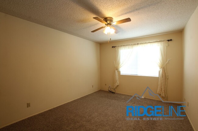 Building Photo - Centrally Located Condo for Lease!