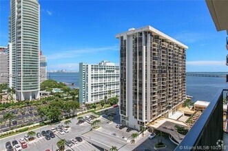 Building Photo - 1901 Brickell Ave