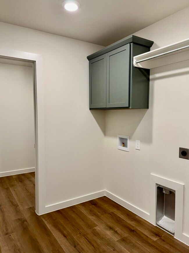 Building Photo - 7007 16th St