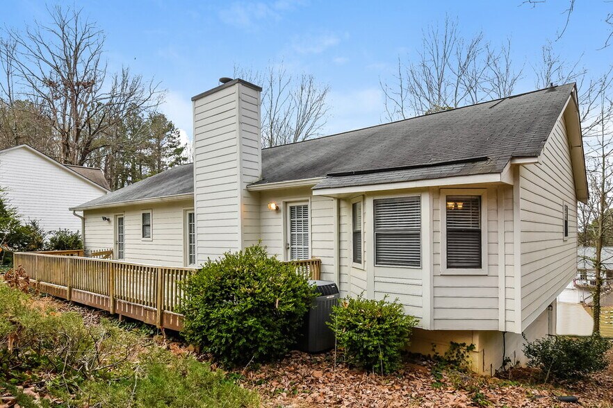 Building Photo - 2752 Hawk Trace NE