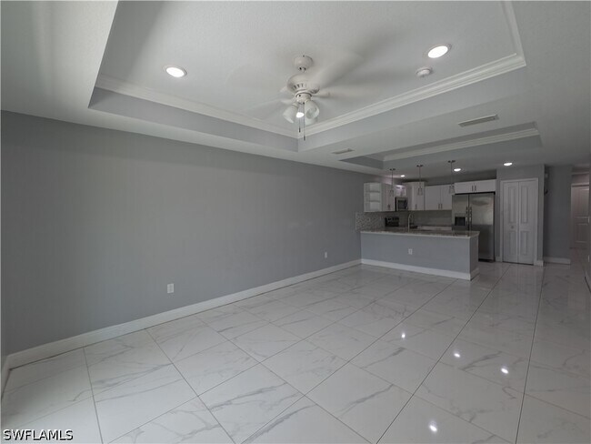 Building Photo - 129 Gilbert Ave S