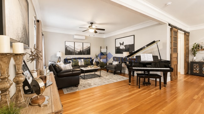Building Photo - Stunning Home In Desired Boise Location!