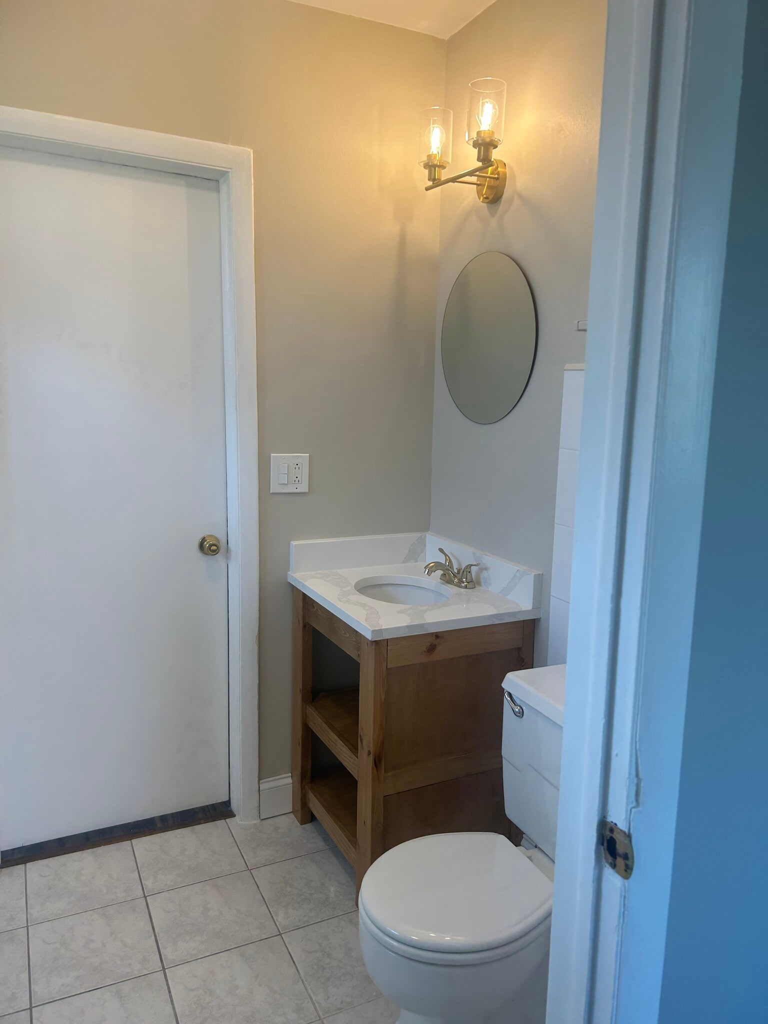 1st Bathroom - 1415 W Pratt Blvd