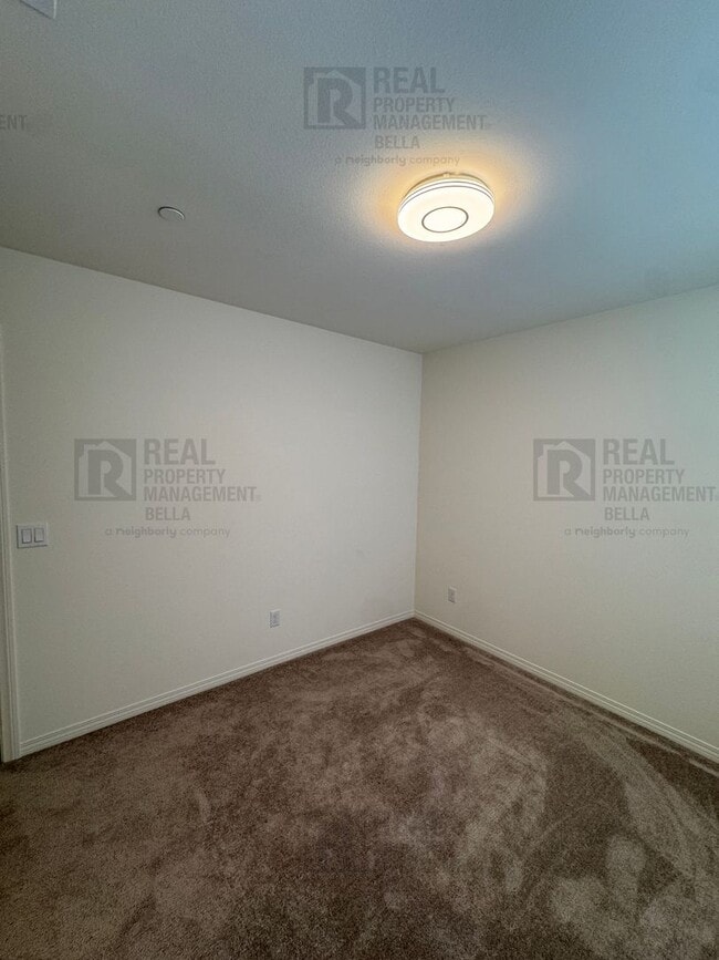 Building Photo - Spacious Corner Lot Home in Desirable Winchester Community – 3 Bed + Office + Large Backyard!