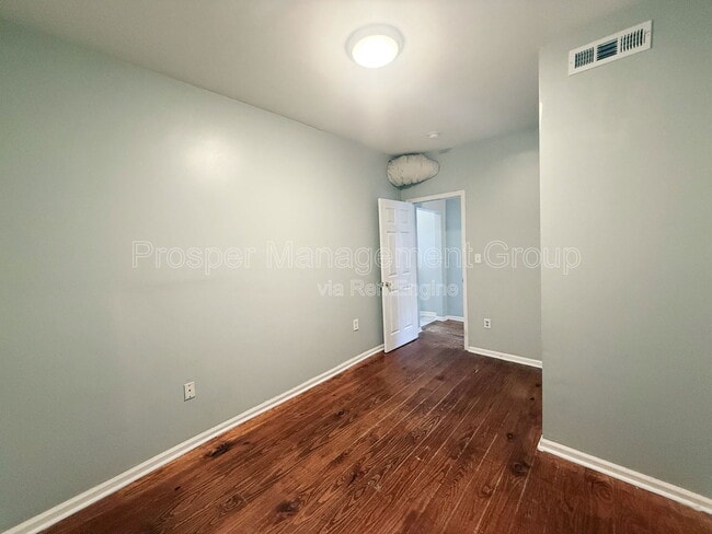 Building Photo - 4 Woodall Court