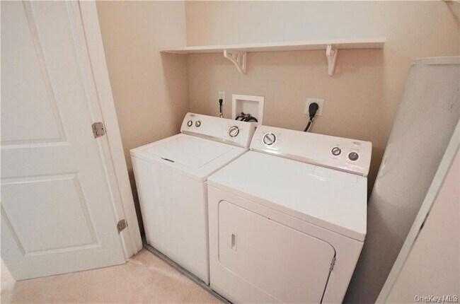 Building Photo - 106 Canter Ct