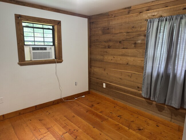 Building Photo - 1001 Co Rd 119