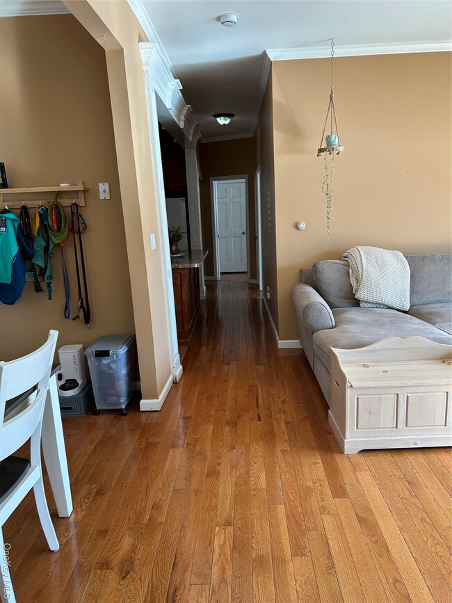 Building Photo - 666 Jersey Ave