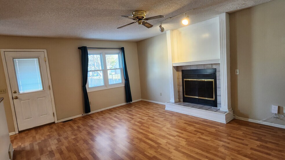 Building Photo - 1209 58th St