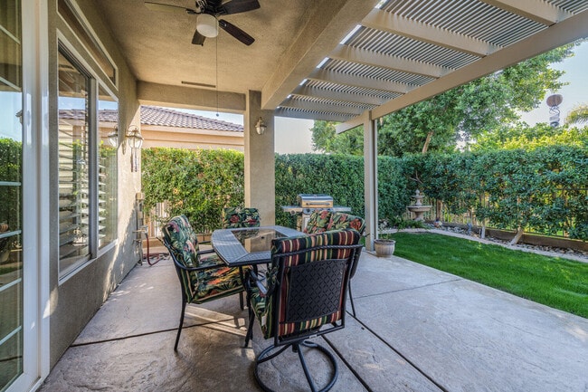 Building Photo - 80571 Hoylake Dr