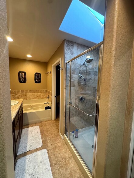 Building Photo - 16728 Tim Ln