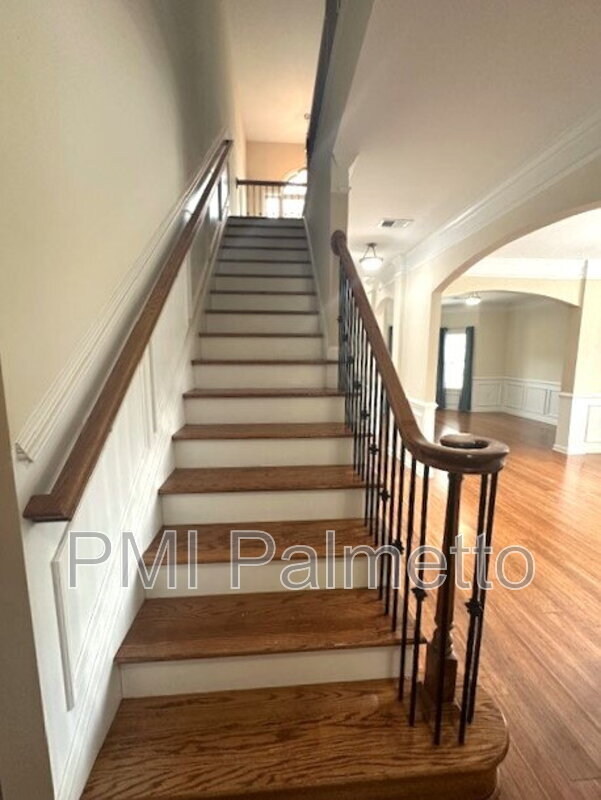 Building Photo - 348 Woodmill Cir