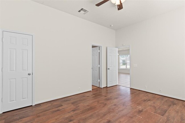 Building Photo - 3003 Sedgeborough Dr