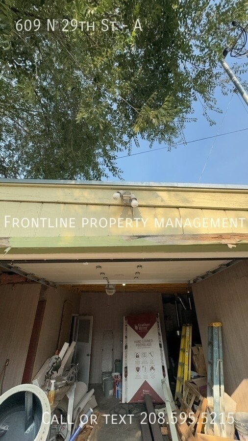 Building Photo - 609 N 29th St