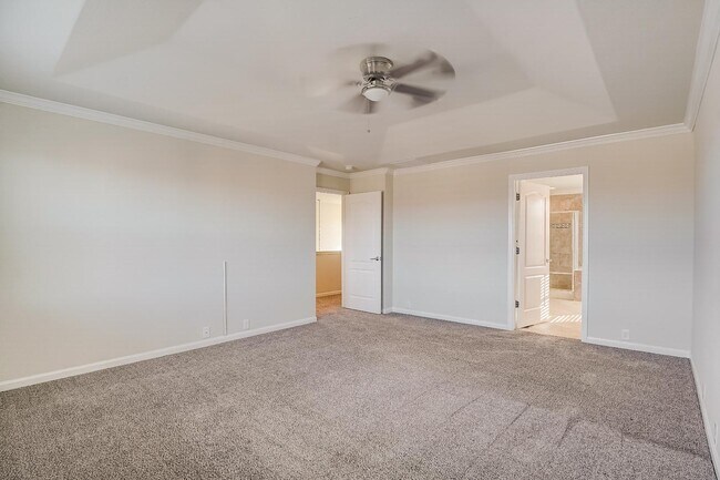 Building Photo - 16653 Edwards Way
