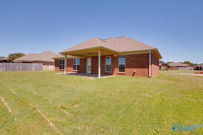Building Photo - 120 Lexi Ln