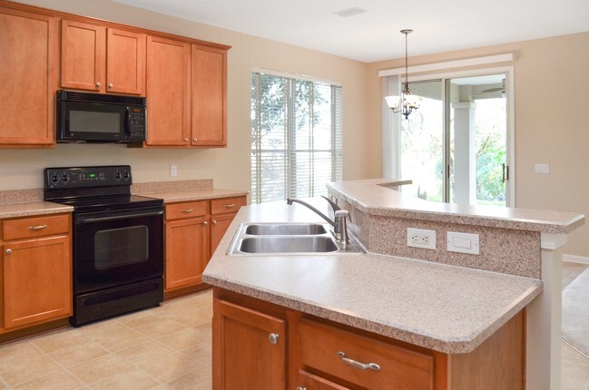 Building Photo - Exceptional Four Bedroom Home Located In Victoria Lakes!