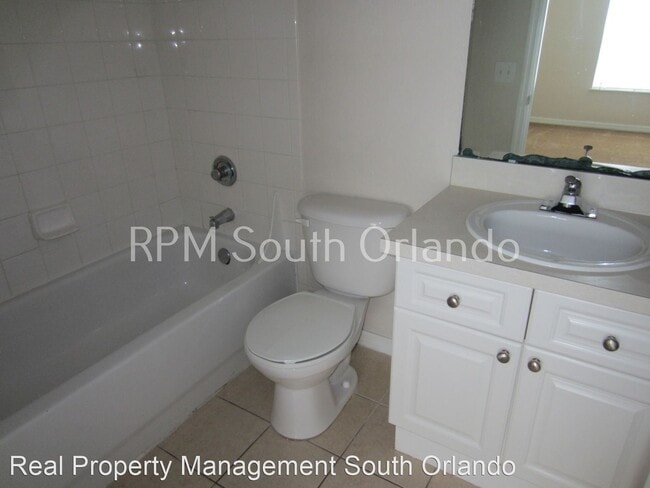 Building Photo - 2 br, 2.5 bath House - 4215 Plantation Cov...