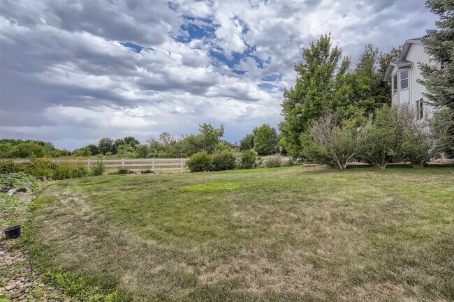 Building Photo - Beautiful Waneka Landing 5 bed/4 bath Home...
