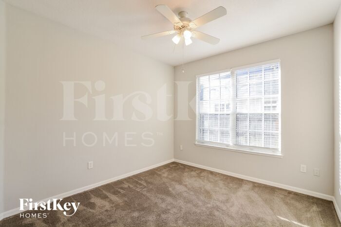 Building Photo - 13856 Magnolia Glen Cir