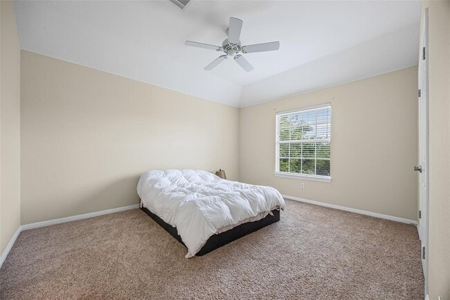 Building Photo - 10648 Bramblecrest Dr