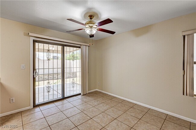 Building Photo - 6369 Bushkill Creek Ct