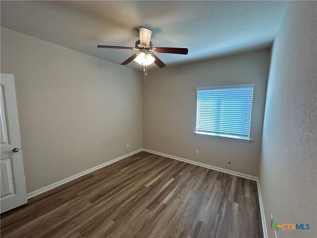 Building Photo - 3013 Sandstone Way