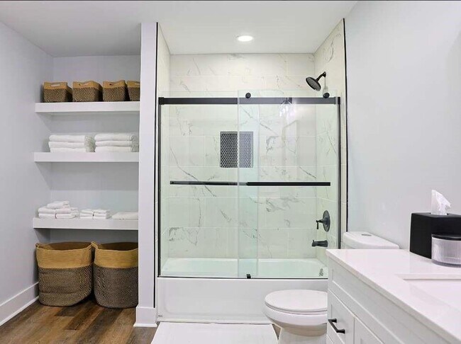 Building Photo - 2184 Skye Isles Pass SE