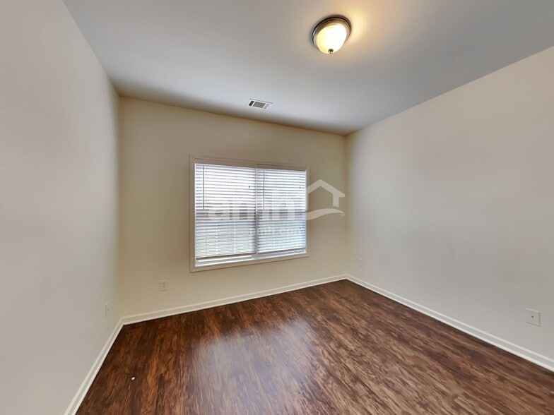 Building Photo - 146 Melrose Creek Dr