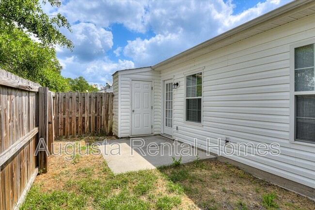 Building Photo - 1529 Abby Way