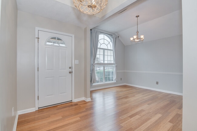 Building Photo - 529 St Julian Pl