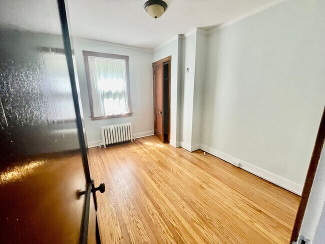 Building Photo - Charming Pittsburgh Retreat: 3-Bed Home with Hardwood Floors, Basement, and Private Porches