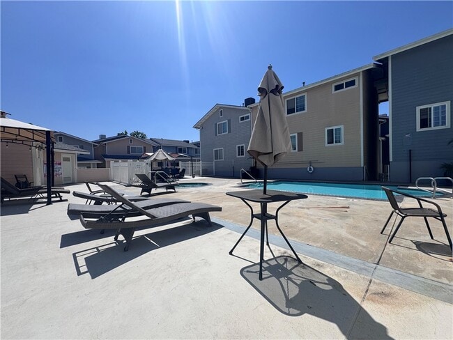 Building Photo - 5092 Guava Ave