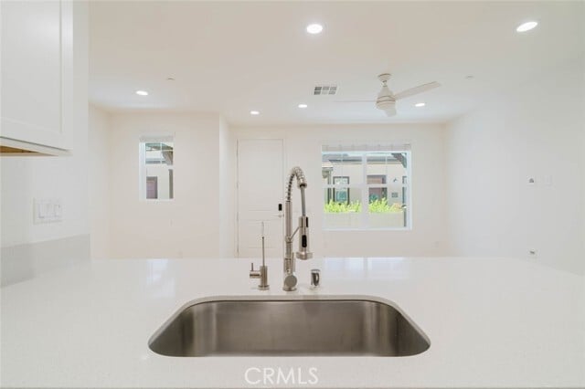 Building Photo - 211 Red Brick Dr