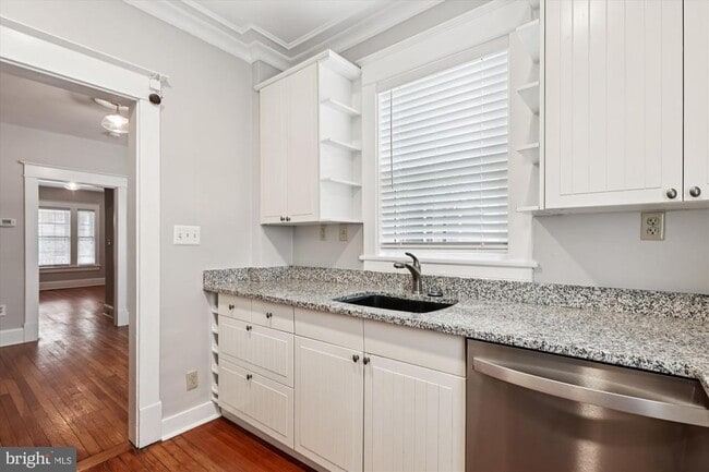 Building Photo - 118 N Peyton St