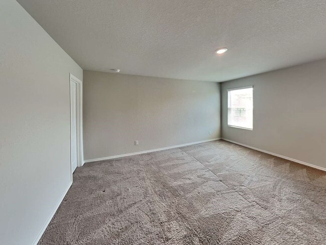 Building Photo - 10622 Varmus Dr