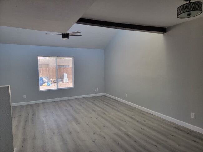 Building Photo - 3457 E Pima St