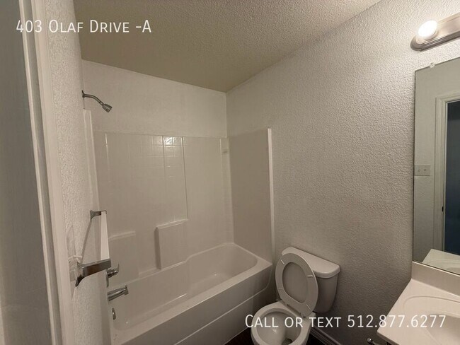 Building Photo - 403 Olaf Dr