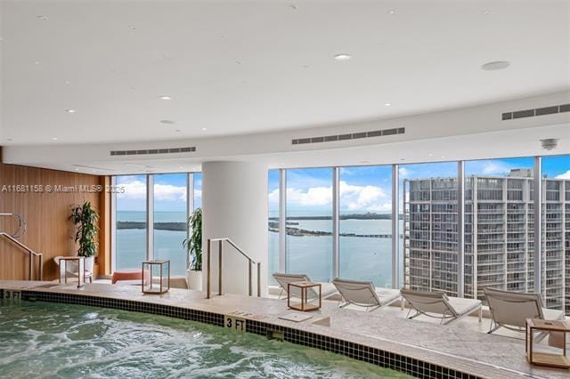 Building Photo - 300 Biscayne Boulevard Way