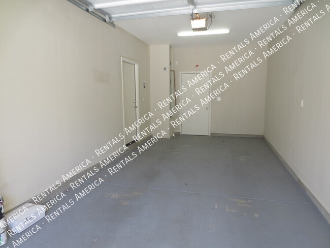 Building Photo - 1160 W Argon St