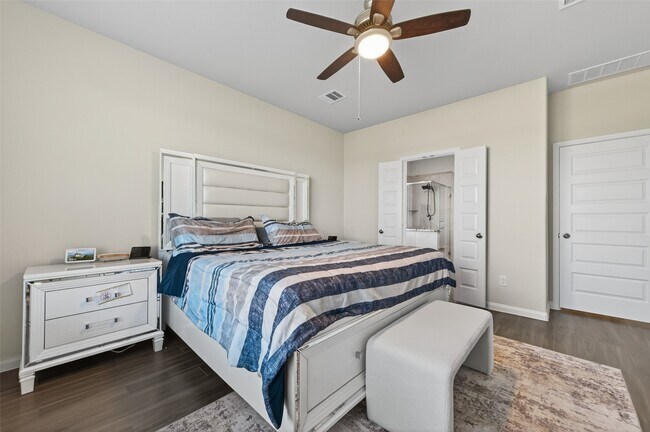 Building Photo - 3025 Waxwing Dr