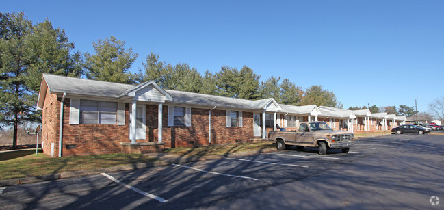 Primary Photo - SH101-College Road Apartments (RCA)