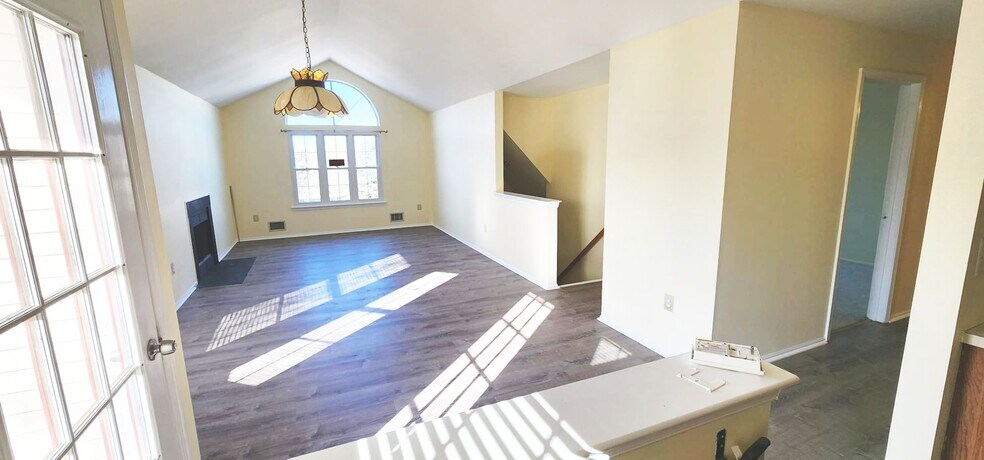 Building Photo - 1410 Pinhorn Dr