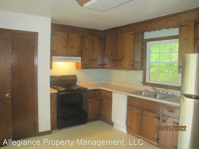 Building Photo - 3 br, 1.5 bath House - 6618 Davis Rd