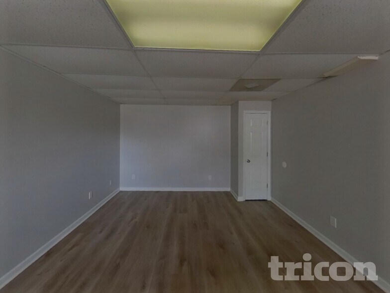 Building Photo - 241 Amy Blvd