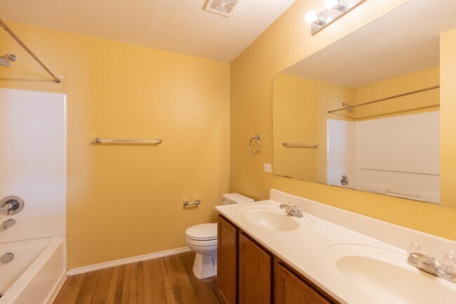 Building Photo - 11119 Rivera Cove
