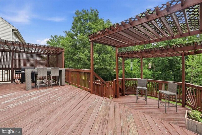 Building Photo - 9255 Bowers Brook Pl